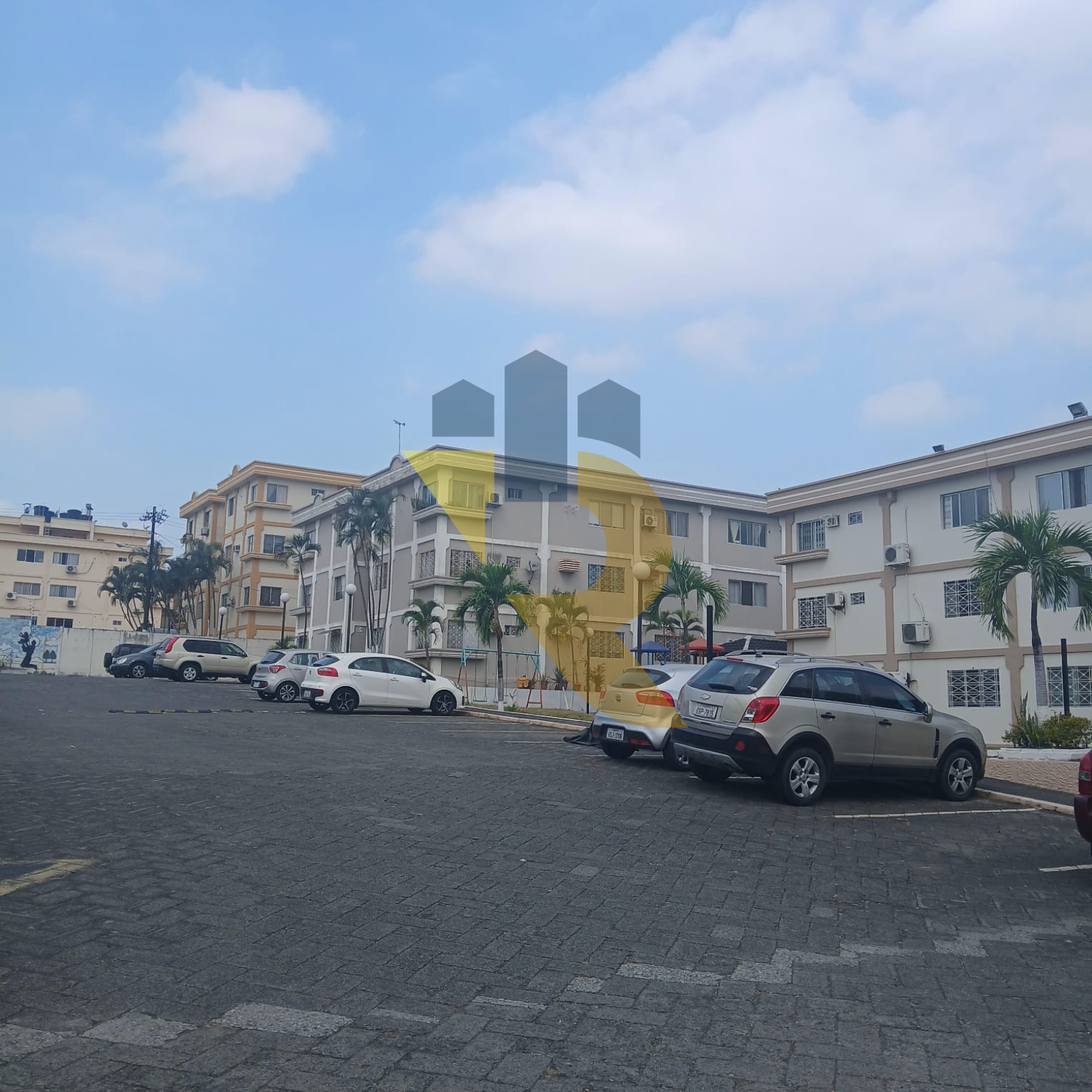 Suite en Urbanización San Felipe etapa San Antonio.